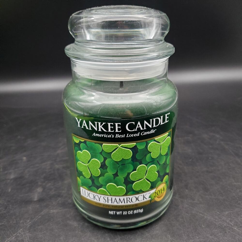 Yankee Candle Lucky Shamrock 22 oz Large Jar Green Grass Scent Full
